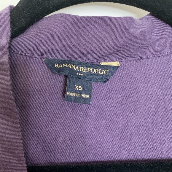Banana Republic Factory Women’s XS Blouse Purple - Picture 4 of 7